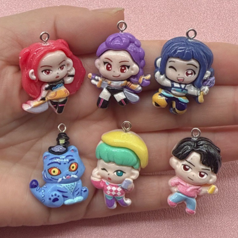 10個入り樹脂製漫画ペンダント、DIYジュエリー製作イヤリン - Resin Craft Projects のレビューと価格